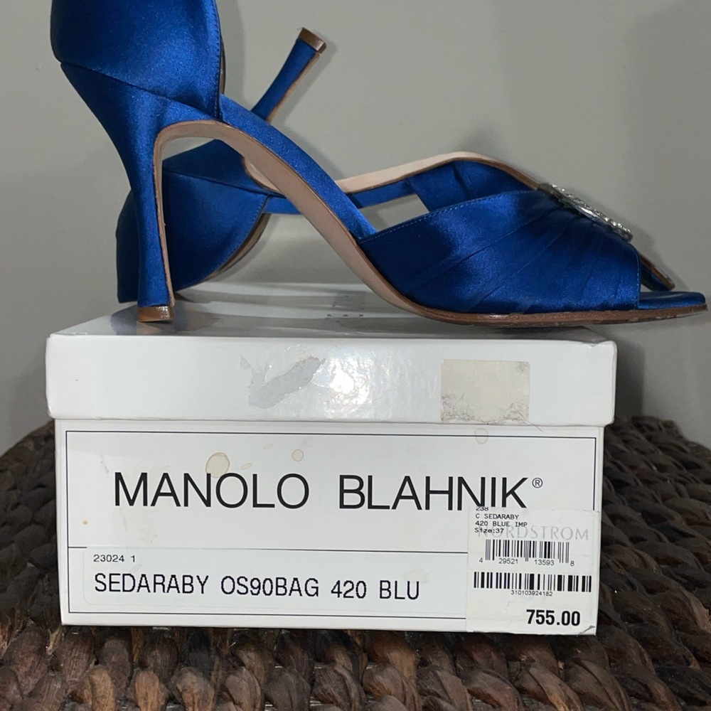Manolo Blahnik, Blue Satin d’Orsay sandal, size 37 - Picture 3 of 5